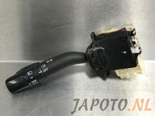 Gebruikte Schakelaar Licht Toyota HiAce II 2.5 D4-D 117 4x4 Prijs € 42,34 Inclusief btw aangeboden door Japoto Parts B.V.