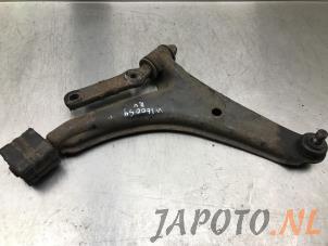Gebruikte Draagarm rechts-voor Suzuki Swift (SF310/413) 1.0i Prijs € 24,95 Margeregeling aangeboden door Japoto Parts B.V.