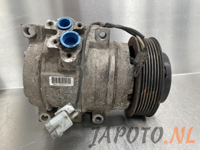 Air conditioning pump Toyota Hiace