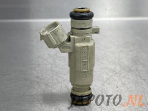 Gebruikte Injector (benzine injectie) Kia Picanto (TA) 1.0 12V Prijs € 14,95 Margeregeling aangeboden door Japoto Parts B.V.