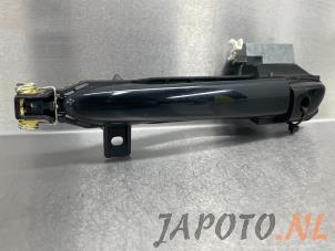 Gebruikte Deurgreep 4Deurs links-voor Mazda CX-5 I (KE,GH) 2.0 SkyActiv-G 16V 2WD Prijs € 31,45 Margeregeling aangeboden door Japoto Parts B.V.