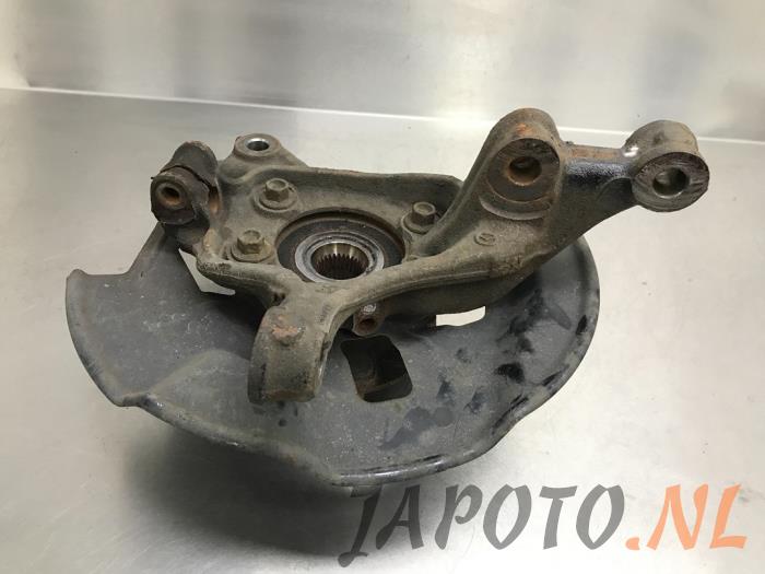 Wielnaaf voor van een Mazda CX-5 I (KE,GH) 2.0 SkyActiv-G 16V 2WD 2015