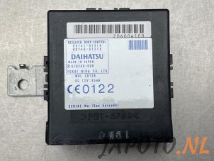Gebruikte Module Centrale Deurvergrendeling Daihatsu Copen 1.3 16V DVVT Prijs € 49,95 Margeregeling aangeboden door Japoto Parts B.V.