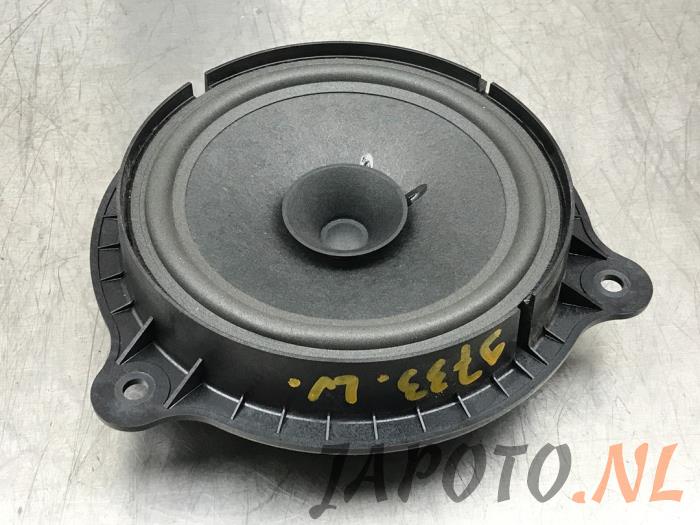 nissan juke speakers