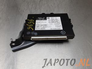 Gebruikte Smart entry computer Lexus LS (F4) 460 4.6 32V VVT-i Prijs € 78,74 Margeregeling aangeboden door Japoto Parts B.V.