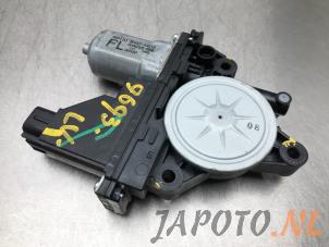 Gebruikte Portierruitmotor Kia Carens IV (RP) 1.6 GDI 16V Prijs € 39,00 Margeregeling aangeboden door Japoto Parts B.V.