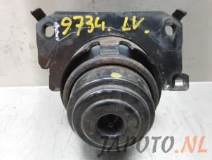 Gebruikte Motorsteun Toyota Land Cruiser (J15) 2.8 D-4D 16V Prijs € 76,17 Inclusief btw aangeboden door Japoto Parts B.V.