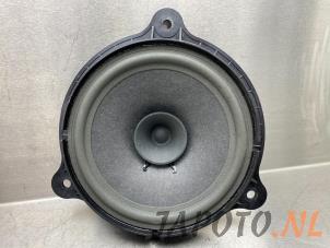 Gebruikte Speaker Nissan NV 200 Evalia (M20M) 1.6 16V Prijs € 19,95 Margeregeling aangeboden door Japoto Parts B.V.