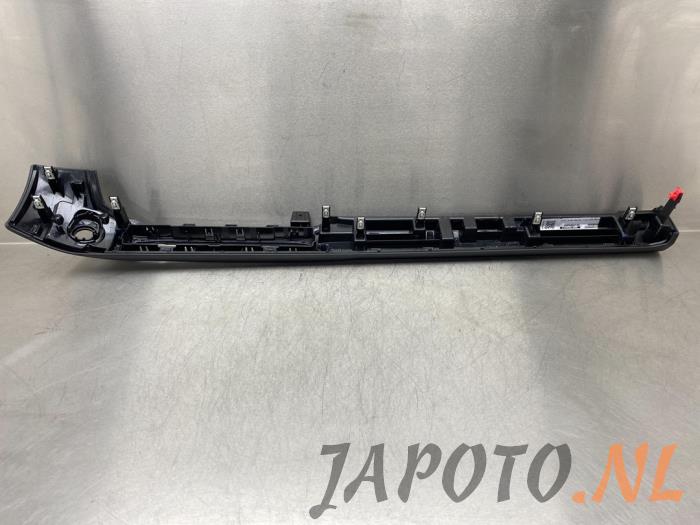 Dashboard deel van een Toyota Supra (DB) 3.0 GR Turbo 24V 2019