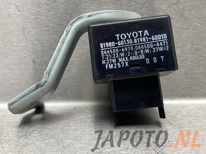 Richtingaanwijzer relais Toyota Landcruiser