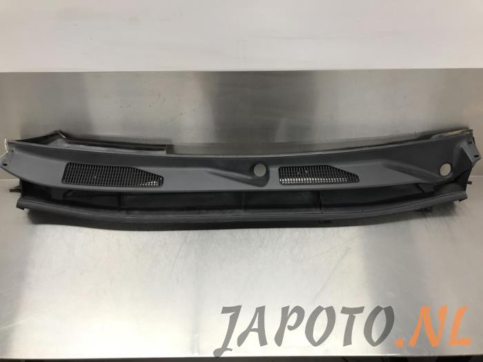 Gebruikte Paravan Toyota Land Cruiser (J15) 3.0 D-4D-F 16V Van Prijs € 95,23 Inclusief btw aangeboden door Japoto Parts B.V.