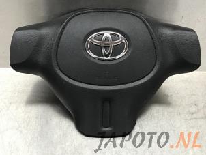 Gebruikte Airbag links (Stuur) Toyota Aygo (B40) 1.0 12V VVT-i Prijs € 199,99 Margeregeling aangeboden door Japoto Parts B.V.