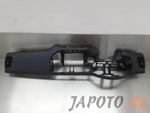 Gebruikte Dashboard deel Kia Rio III (UB) 1.2 CVVT 16V Prijs € 149,95 Margeregeling aangeboden door Japoto Parts B.V.