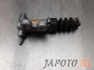 Gebruikte Koppeling Hulp Cilinder Honda Jazz (GK) 1.5 VTEC 16V Prijs € 29,95 Margeregeling aangeboden door Japoto Parts B.V.