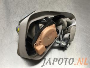 Gebruikte Veiligheidsgordel links-voor Mazda CX-7 2.3 MZR DISI Turbo 16V Prijs € 78,70 Margeregeling aangeboden door Japoto Parts B.V.