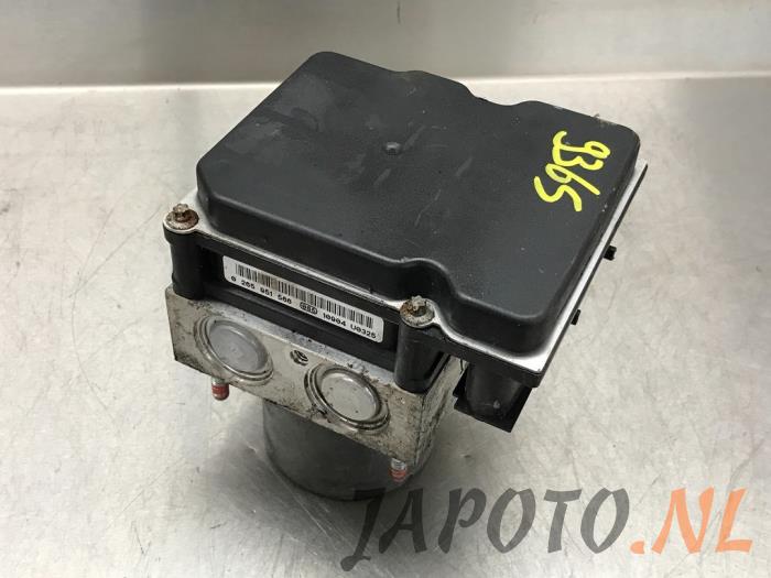 Gebruikte ABS Pomp Toyota Verso 2.0 16V D-4D-F Prijs € 190,51 Inclusief btw aangeboden door Japoto Parts B.V.