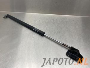 Gebruikte Gasdemper Motorkap rechts Subaru Forester (SH) 2.0D Prijs € 15,70 Margeregeling aangeboden door Japoto Parts B.V.