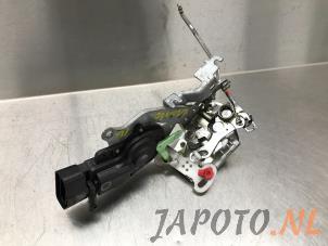 Gebruikte Deurslot Mechaniek 4Deurs links-voor Daihatsu Trevis 1.0 12V DVVT Prijs € 31,49 Margeregeling aangeboden door Japoto Parts B.V.