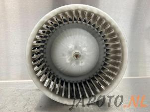 Gebruikte Aanjager Mitsubishi ASX 1.8 DI-D HP MIVEC 16V Prijs € 78,70 Margeregeling aangeboden door Japoto Parts B.V.