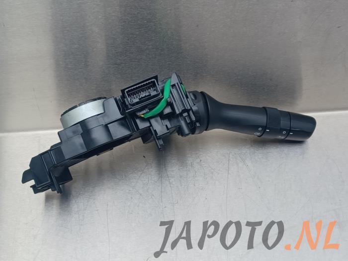 Licht Schakelaar van een Toyota Aygo (B40) 1.0 12V VVT-i 2015