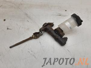 Gebruikte Koppeling Hoofd Cilinder Mazda MX-5 (NB18/35/8C) 1.6i 16V Prijs € 29,00 Margeregeling aangeboden door Japoto Parts B.V.