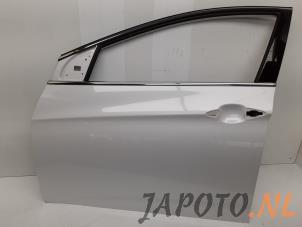 Gebruikte Portier 4Deurs links-voor Hyundai i40 CW (VFC) 1.7 CRDi 16V Prijs € 349,95 Margeregeling aangeboden door Japoto Parts B.V.