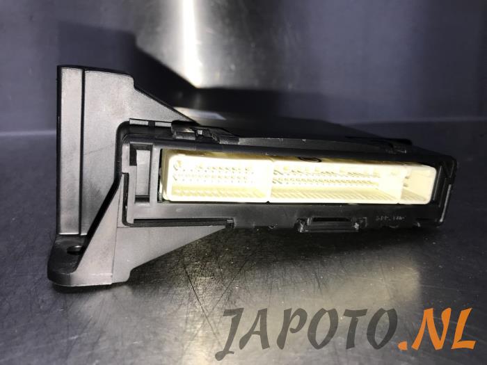 Computer Koeling van een Toyota Avensis Wagon (T27) 1.8 16V VVT-i 2010