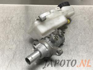 Gebruikte Hoofdremcilinder Toyota Avensis Wagon (T27) 1.8 16V VVT-i Prijs € 26,20 Margeregeling aangeboden door Japoto Parts B.V.