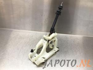 Gebruikte Schakelmechaniek Toyota Urban Cruiser 1.33 Dual VVT-I 16V 2WD Prijs € 41,95 Margeregeling aangeboden door Japoto Parts B.V.