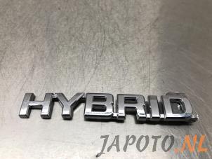 Gebruikte Embleem Toyota Yaris IV (P21/PA1/PH1) 1.5 12V Hybrid Prijs € 14,95 Margeregeling aangeboden door Japoto Parts B.V.