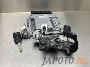 Gebruikte Kontaktslot + computer Honda Civic Tourer (FK) 1.6 i-DTEC Advanced 16V Prijs € 249,95 Margeregeling aangeboden door Japoto Parts B.V.