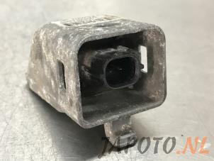 Gebruikte Airbag Sensor Lexus SC 430 4.3i 32V VVT-i Prijs € 20,95 Margeregeling aangeboden door Japoto Parts B.V.