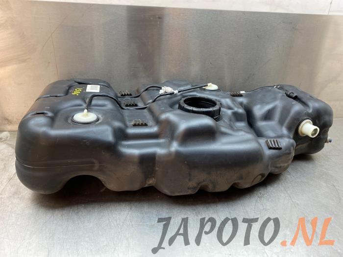 Tank Nissan NV200