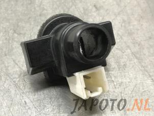 Gebruikte Sensor Temperatuur binnen Mazda 6 (GH12/GHA2) 2.0i 16V S-VT Prijs € 15,74 Margeregeling aangeboden door Japoto Parts B.V.