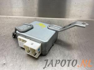Gebruikte Stuurbekrachtiging Computer Toyota Yaris (P1) 1.3 16V VVT-i Prijs € 26,24 Margeregeling aangeboden door Japoto Parts B.V.