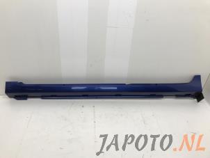 Gebruikte Zijskirt links Suzuki Baleno 1.0 Booster Jet Turbo 12V Prijs € 99,95 Margeregeling aangeboden door Japoto Parts B.V.