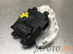 Gebruikte Kachelklep Motor Suzuki Baleno (EW/FW) 1.0 Booster Jet Turbo 12V Prijs € 20,95 Margeregeling aangeboden door Japoto Parts B.V.