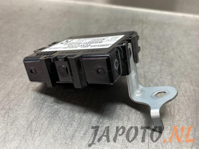 Module LED koplamp van een Toyota RAV4 (A4) 2.5 Hybrid 16V VVT-i 4x4 2019