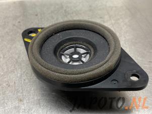 Gebruikte Tweeter Toyota RAV4 (A4) 2.5 Hybrid 16V VVT-i 4x4 Prijs € 20,95 Margeregeling aangeboden door Japoto Parts B.V.