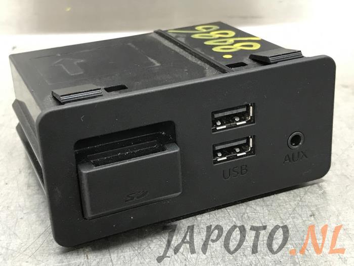 Auto USB Adapter Hub für -carplay Android Tk78-66-9u0c für 3 6 2 Cx5 Cx3  Cx9 Miata Mx5 Yaris