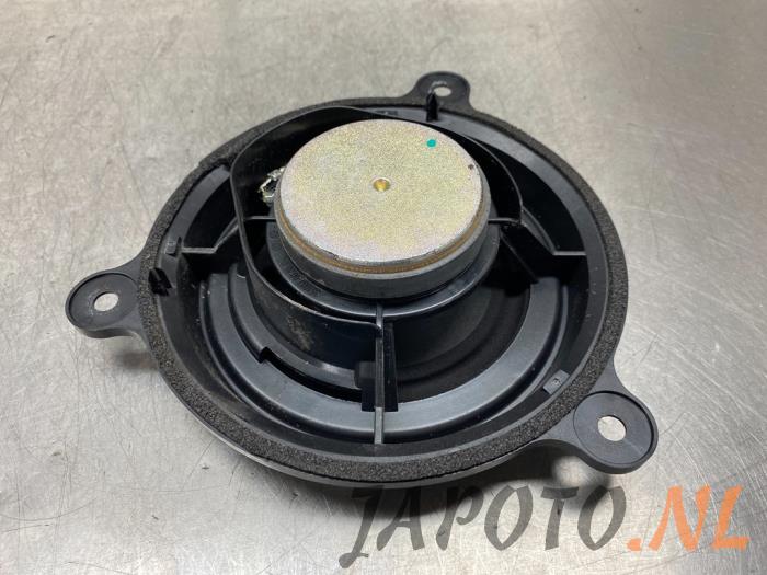 Speaker Mazda CX5