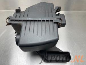 Gebruikte Luchtfilterhuis Hyundai iX35 (LM) 1.6 GDI 16V Prijs € 49,95 Margeregeling aangeboden door Japoto Parts B.V.