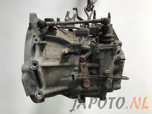 Gebruikte Versnellingsbak Mitsubishi ASX 1.8 DI-D HP MIVEC 16V Prijs € 366,45 Margeregeling aangeboden door Japoto Parts B.V.