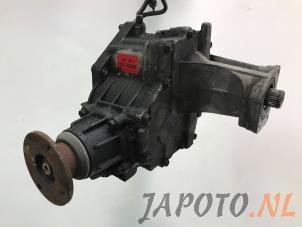 Gebruikte Tussenbak 4x4 Hyundai Santa Fe I 2.0 CRDi 16V VGT 4x4 Prijs € 261,45 Margeregeling aangeboden door Japoto Parts B.V.