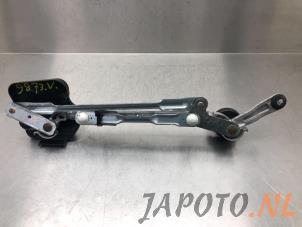 Gebruikte Ruitenwis Mechaniek Nissan Micra (K14) 0.9 IG-T 12V Prijs € 49,95 Margeregeling aangeboden door Japoto Parts B.V.