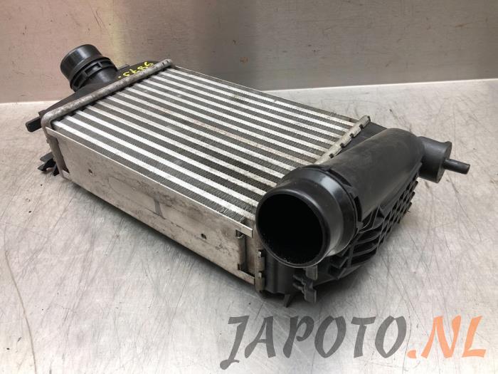 Intercooler van een Nissan Micra (K14) 0.9 IG-T 12V 2017