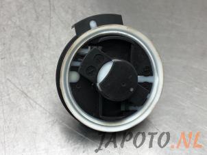 Gebruikte Sensor Airbag Nissan Micra (K14) 0.9 IG-T 12V Prijs € 29,95 Margeregeling aangeboden door Japoto Parts B.V.