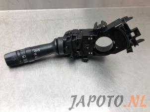 Gebruikte Licht Schakelaar Hyundai iX35 (LM) 1.6 GDI 16V Prijs € 49,95 Margeregeling aangeboden door Japoto Parts B.V.