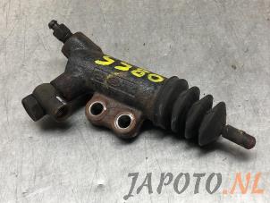 Gebruikte Koppeling Hulp Cilinder Kia Venga 1.4 CVVT 16V Prijs € 15,70 Margeregeling aangeboden door Japoto Parts B.V.