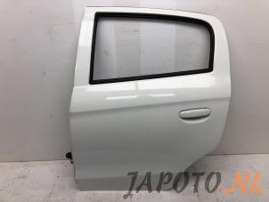 Gebruikte Portier 4Deurs links-achter Mitsubishi Space Star (A0) 1.0 12V Prijs € 249,00 Margeregeling aangeboden door Japoto Parts B.V.